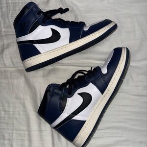 Air Jordan 1 Retro High OG “Midnight”